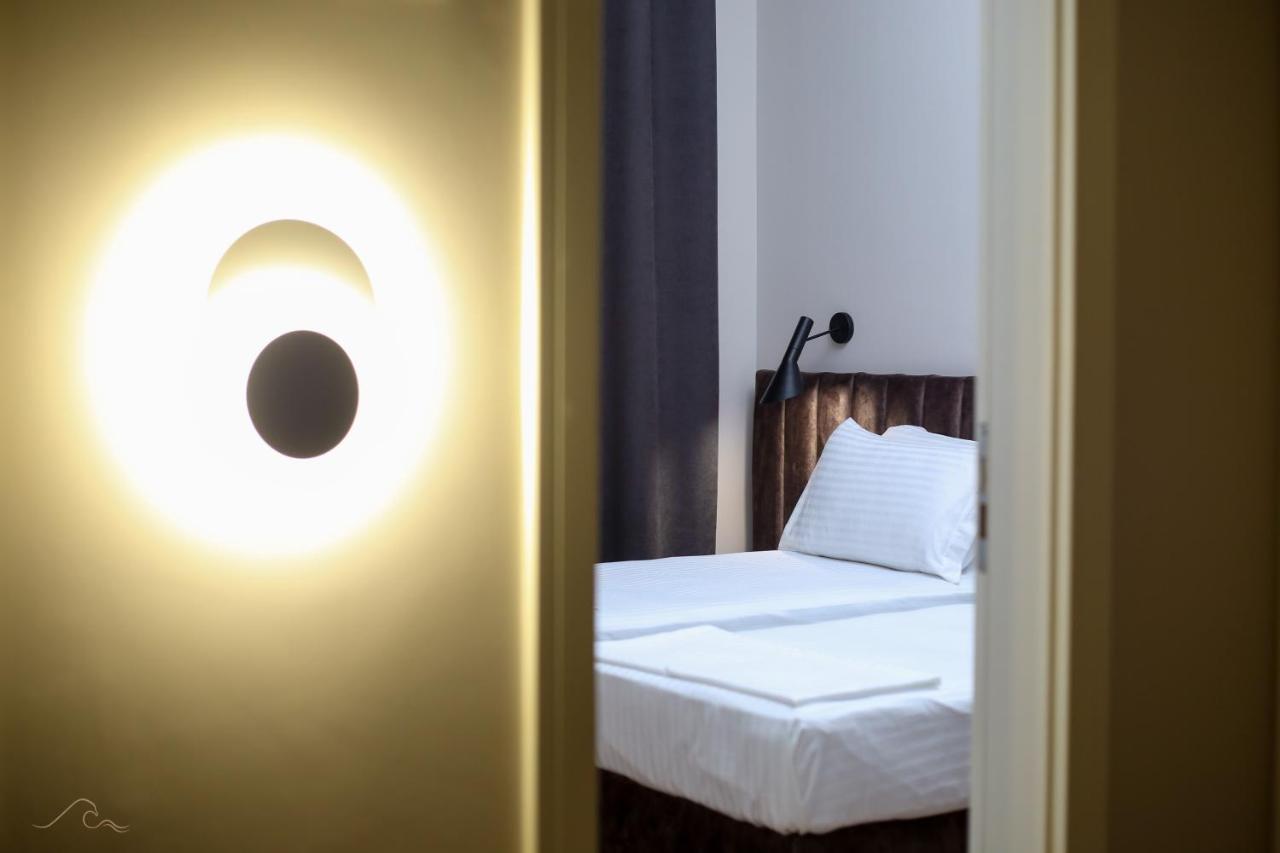 Hotel Libertas Vlorë 외부 사진