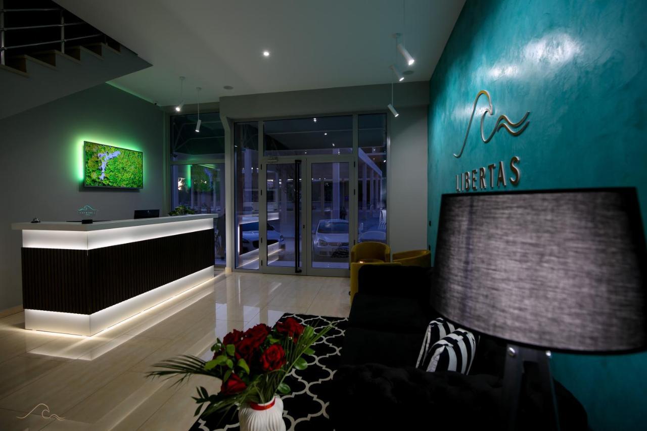 Hotel Libertas Vlorë 외부 사진
