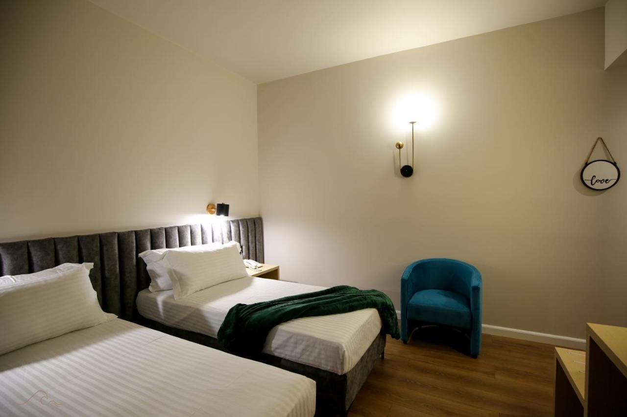 Hotel Libertas Vlorë 외부 사진