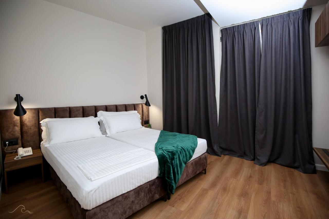 Hotel Libertas Vlorë 외부 사진