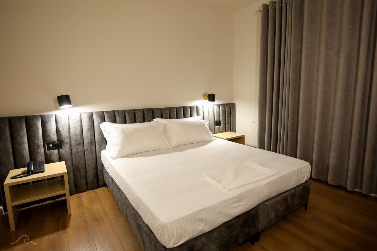 Hotel Libertas Vlorë 외부 사진