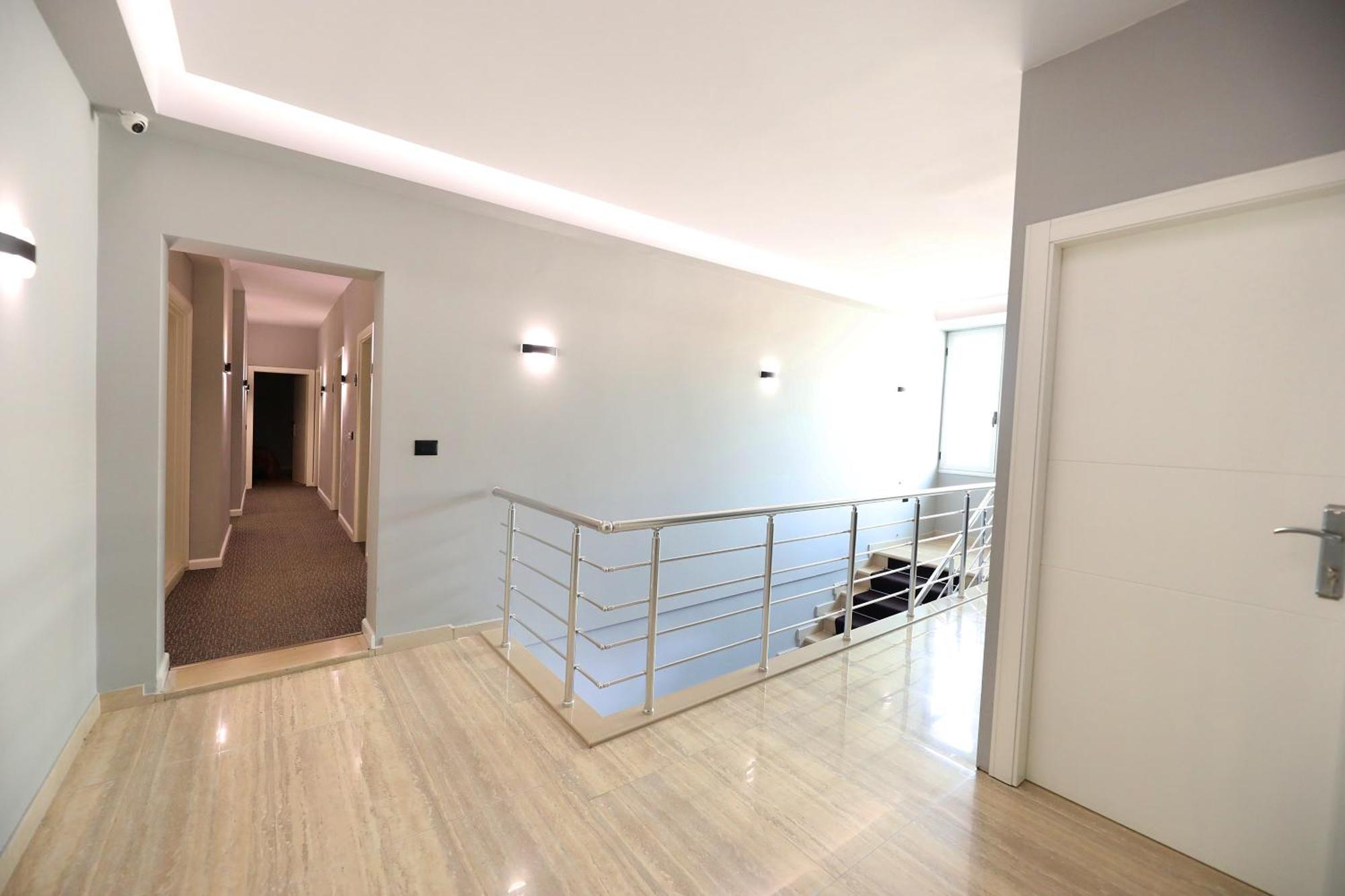 Hotel Libertas Vlorë 외부 사진