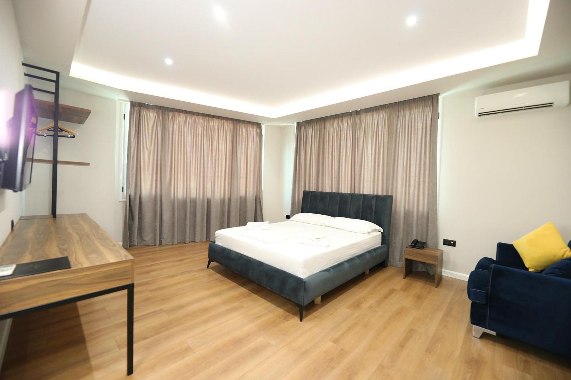 Hotel Libertas Vlorë 외부 사진